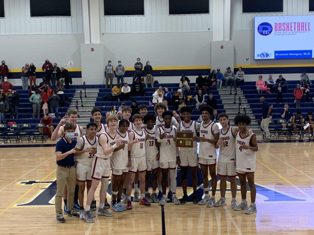 De-Feet-ed: USN stomps out Webb, wins district title