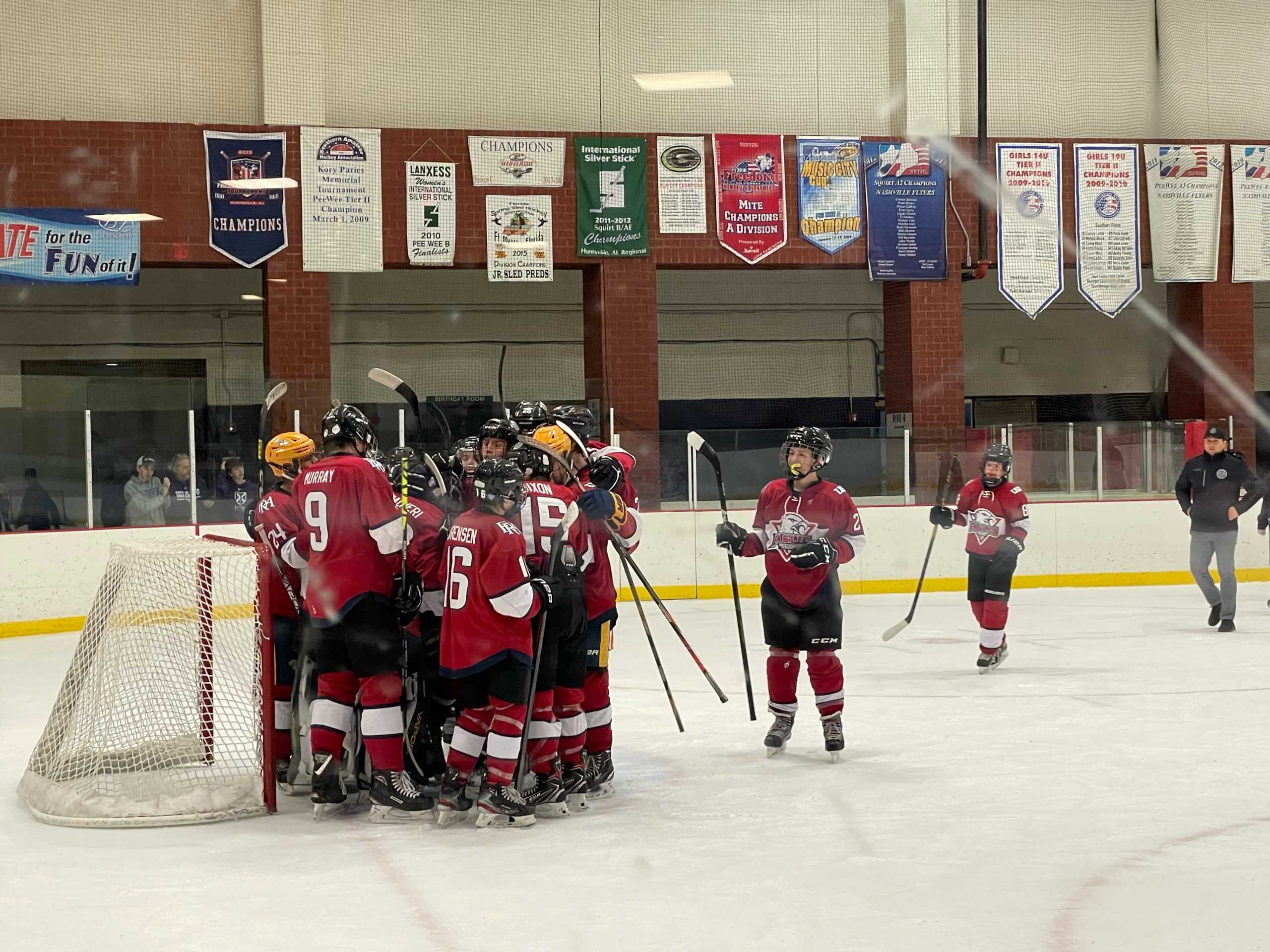 USN-BA-FRA Hockey survives and advances in elimination game