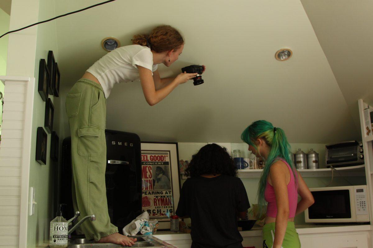 Bass prepares for a shot in "Florence, I Love You."
