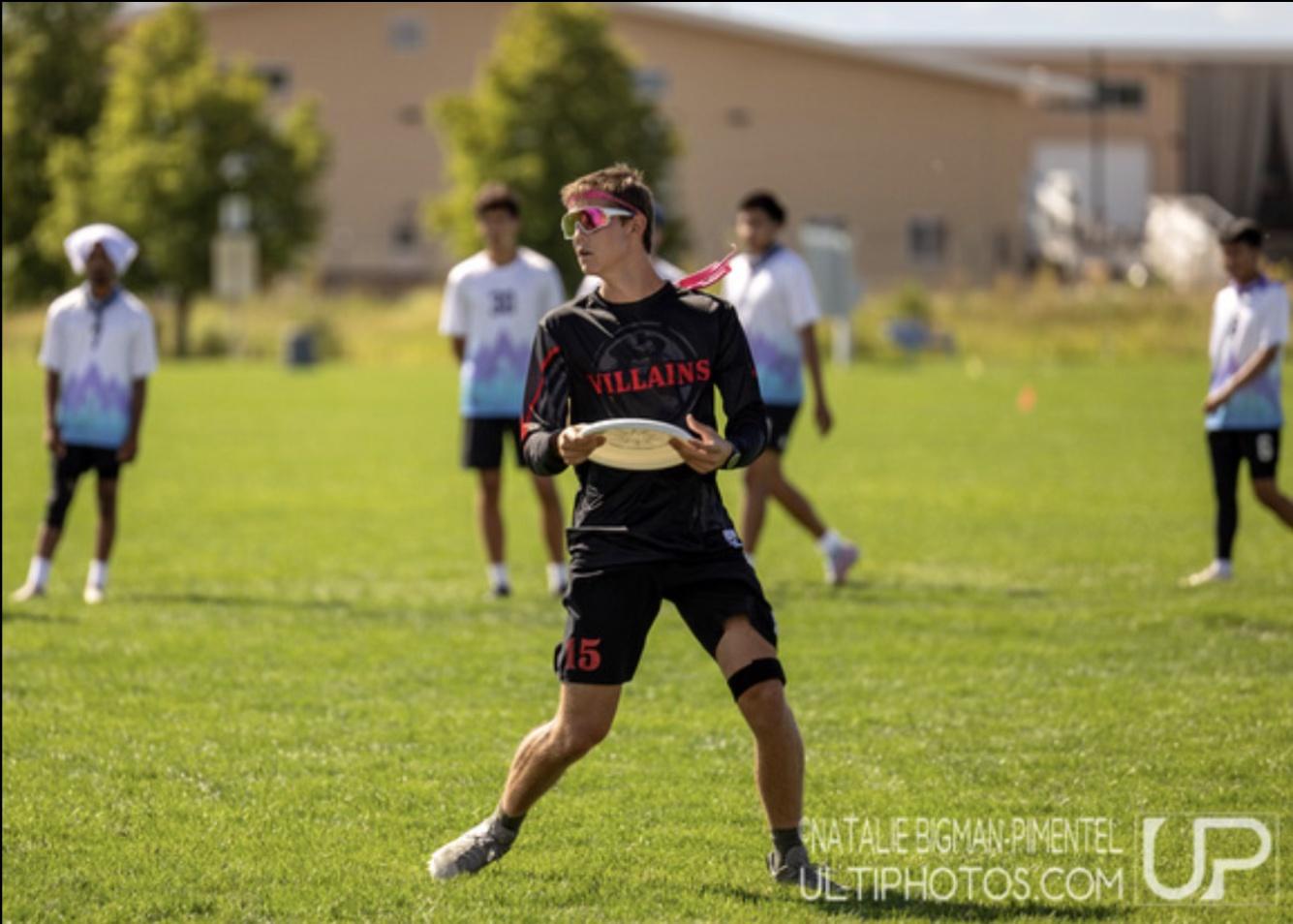 Wellons sets up a throw while playing for the Villians (via Jack Wellons).